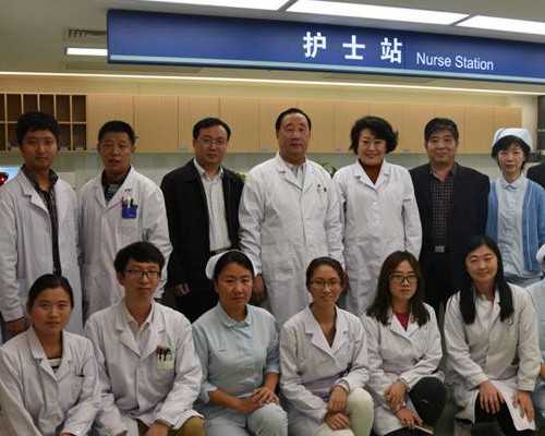 多国语言问诊随意切换，看呆网友！杭州医生火出“圈”的背后……