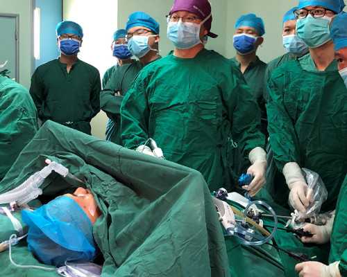 超声提示右侧卵巢囊性结构？~~助孕公司地址