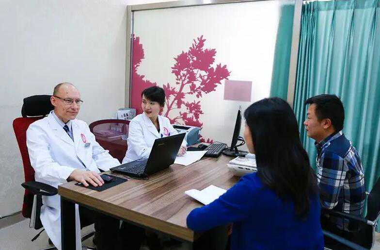 杭州公益捐卵网 杭州邵逸夫医院怎么选择医生 ‘8周B超孕囊大小3.5X3.2会是男孩